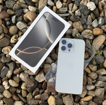 Apple iPhone 16 Pro Max 256GB - 3