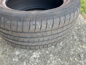 Pneu 4x4 Bridgestone 255/55 R19 - 3