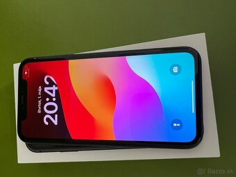 iPhone 11 64GB Black - 3
