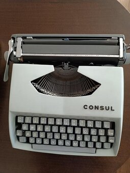 Písací stroj Consul - 3