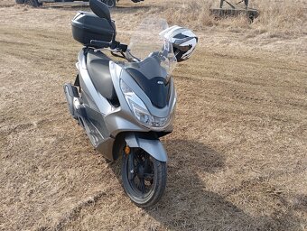 Predám skúter Honda pcx125 - 3