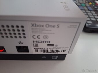 Xbox one S - 3