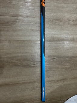 ✅HOKEJKA - BAUER NEXUS E4 ako SYNC - P92 - 77 FLEX - 162 CM✅ - 3