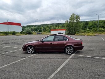 Predám BMW E39 520i - 3