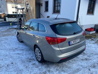 Kia ceed 1.6 CRDi 115000km 100kw ročník 2017 - 3