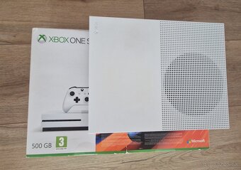 Predám hernú konzolu XBOX One S - 3