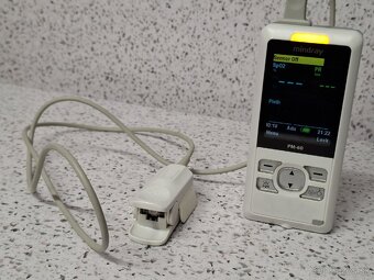 MINDRAY PM-60 》prenosný pulzný oxymeter Mindray PM-60 - 3