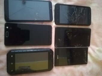 Predám mobily ná náhradné diely - 3