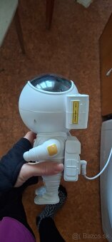 Predám led svetlo kozmonauta. - 3