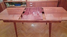 Stôl + stoličky - 3