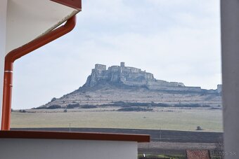 NA PREDAJ: 2izbový byt s výhľadom na majestátny Spišský hrad - 3