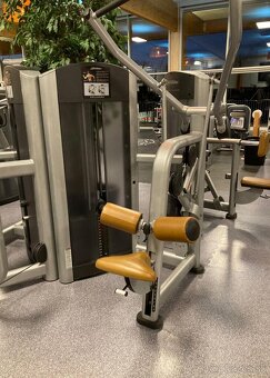 Life fitness stroje - 3