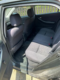Toyota corolla - 3