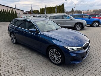 BMW Rad 3 Touring 320d mHEV x-Drive A/T Luxury ZÁRUKA - 3