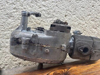 Motor jawa 05 - 3