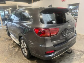 kia sorento 2,2 crdi,havarovana - 3