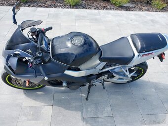 Honda CBR 929 RR Fireblade - 3