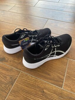 Pánska bežecká obuv ASICS - 3