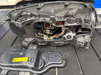 VOLVO V70 31353532 svetlo Volvo 633.61.000.00 d1s - 3