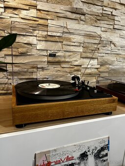 Gramofon Tesla po kompletnej renovácii - 3