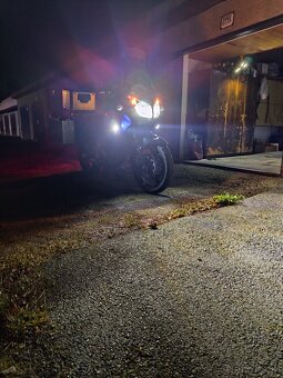 Suzuki DL650 V-STROM - 3