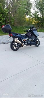 Yamaha T-Max 530 DX - 3