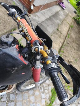Predám Hondu XR 600 R bez tp - 3