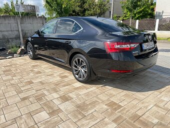 Superb 2.0 tdi L&K - 3