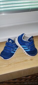 Adidas č.22 - 3