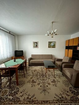 PRENÁJOM IZBY V 4 IZBOVOM BYTE - KLOKOČINA - 3