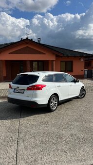 Predam Ford Focus Combi MK4 - 3