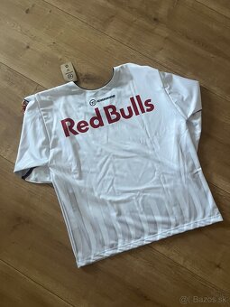 Red Bull dres - 3