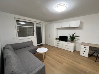 Prenájom 32m2 bytu s veľkou terasou - Kramáre - 3