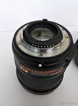 Nikon AF-S 24mm f/1.8G ED - 3