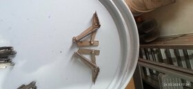 zdvihaci skladací drziak - 3