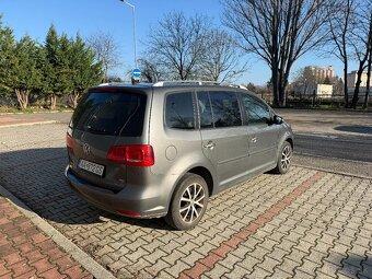 VW Touran 1.6 TDI automat - 3