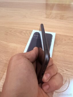 iPhone 11 s novou baterkou - 3