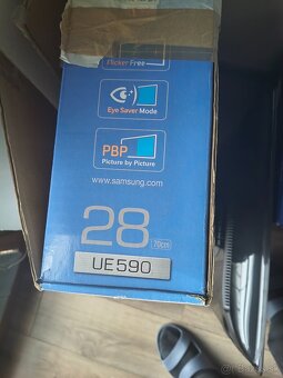 Samsung 28 4K UE590 - 3