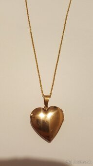 Prívesok v tvare srdca s nápisom Love - 3