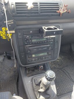 Volkswagen Sharan 1.9 tdi 85 kw - 3