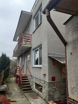 Rod.dom 2x , s pozemkom 10á v obci Skačany/ okres PE - 3