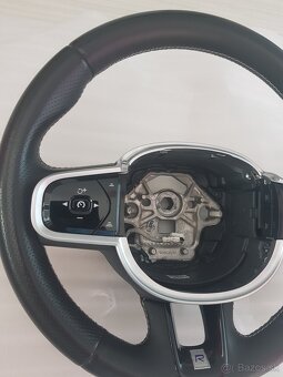 VOLVO ŠPORTOVY VYHRIEVANY PERFOROVANY VOLANT - 3