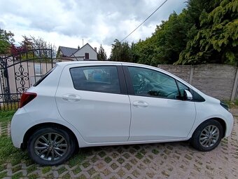 TOYOTA YARIS - 3