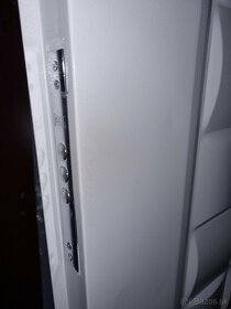 Bezpečnosťné vchodové dvere do bytu. Lave 9ks Prave 11ks - 3