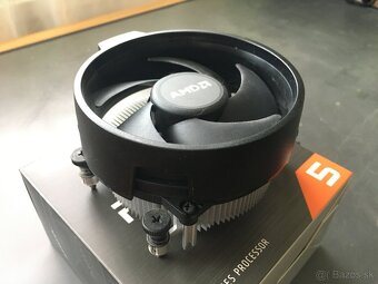 Procesor AMD Ryzen 3 2200G - 3