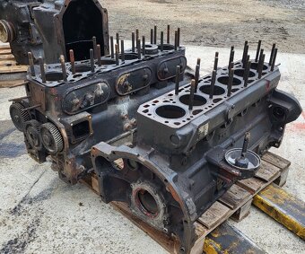 Bloky motorov crystal 16245 TURBO a 12045 - 3