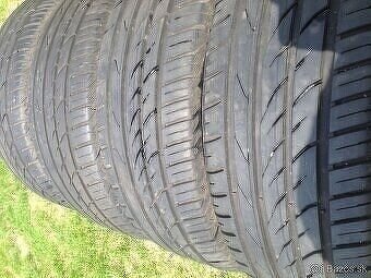 Letné pneumatiky 205/55 R17 8mm ako nove - 3