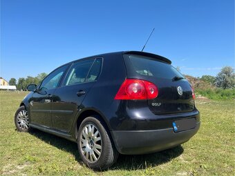 Volkswagen Golf 5 - 3
