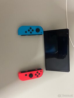 Nintendo switch OLED a príslušenstvo + hry - 3