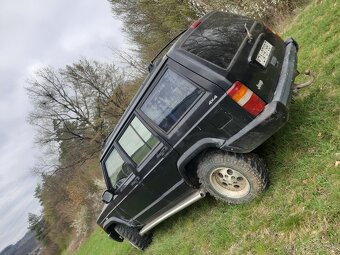 Predam jeep cherokee XJ - 3